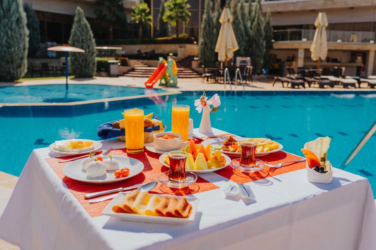 Ashur Hotel Dukhan Exterior photo